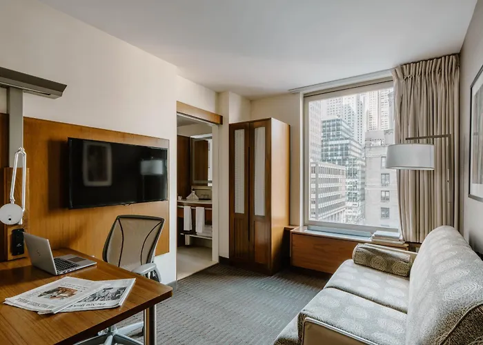 Club Quarters Hotel Grand Central, New York